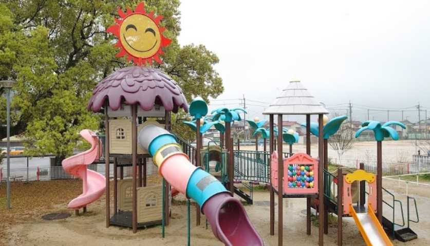 公園　中萩きらきら公園（公園）まで288m