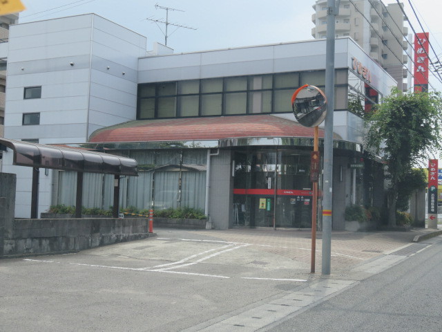 銀行　愛媛銀行／中萩支店（銀行）まで551m
