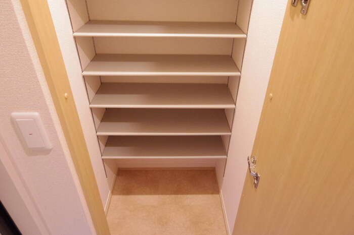 玄関　シューズクローク