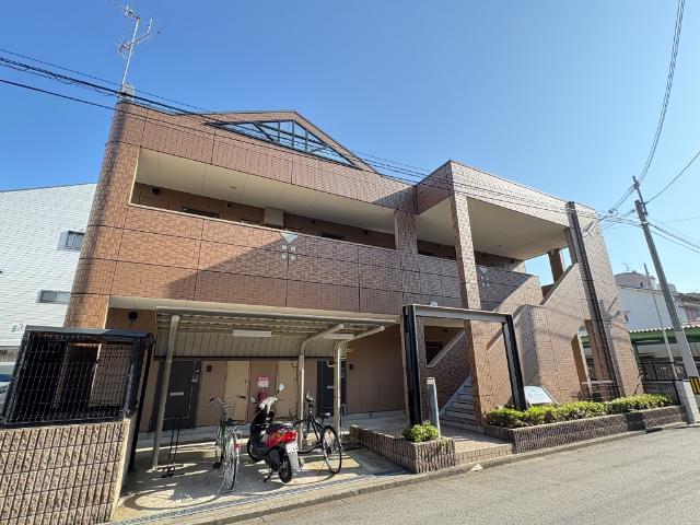 建物外観　外観写真（昼）