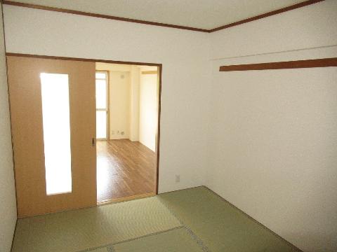 第二田中マンション　居室・リビング　和室