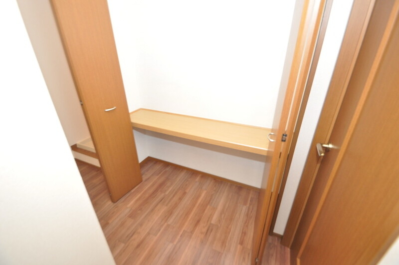 収納　収納がたくさんあると、お部屋がすっきり片付きますね。