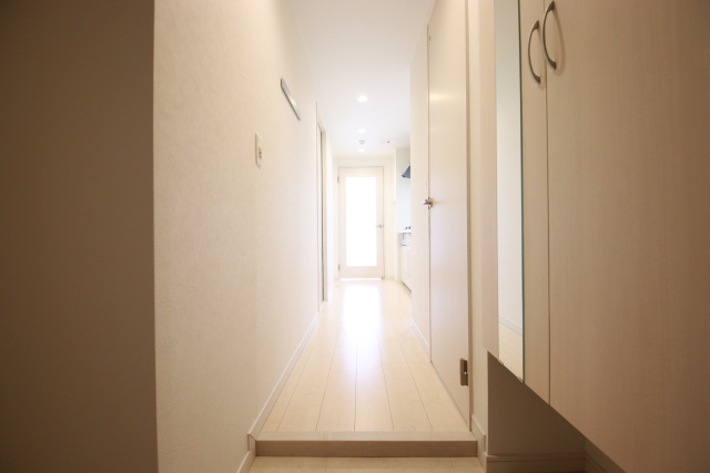 玄関　※別室の参考写真の為、現況優先です※