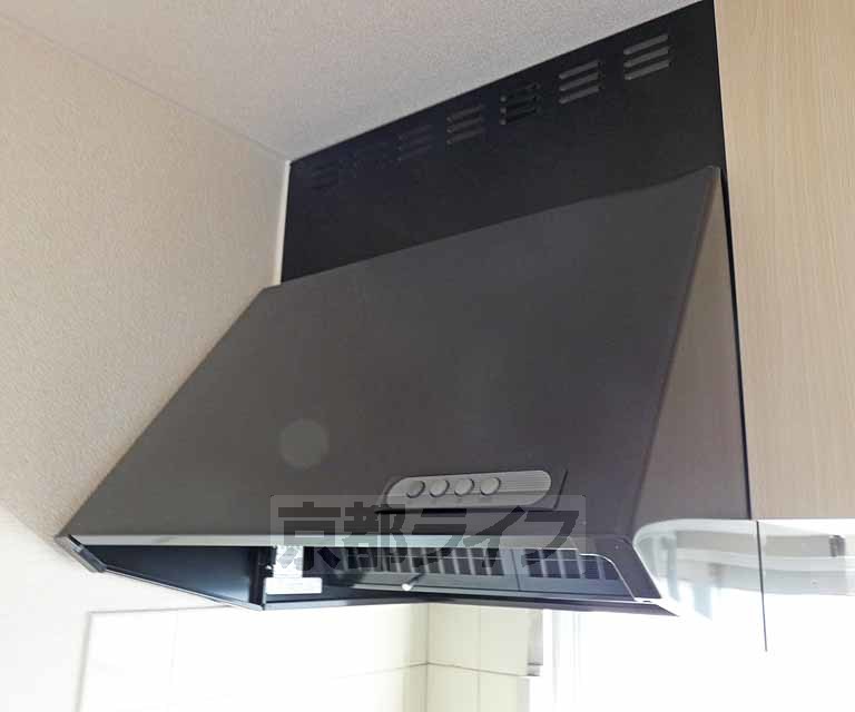 その他設備　キッチン換気扇です。