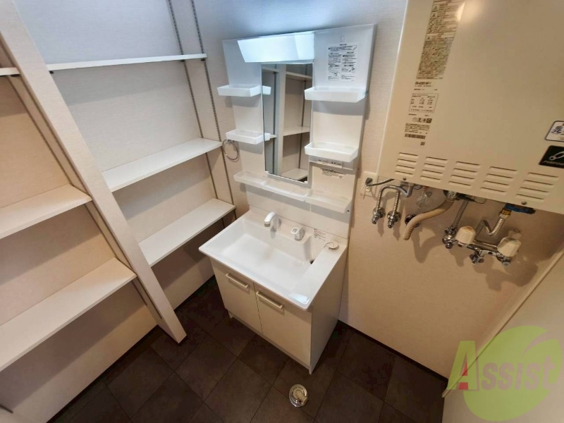 洗面設備　シャンプードレッサーで身支度もラクラクです！