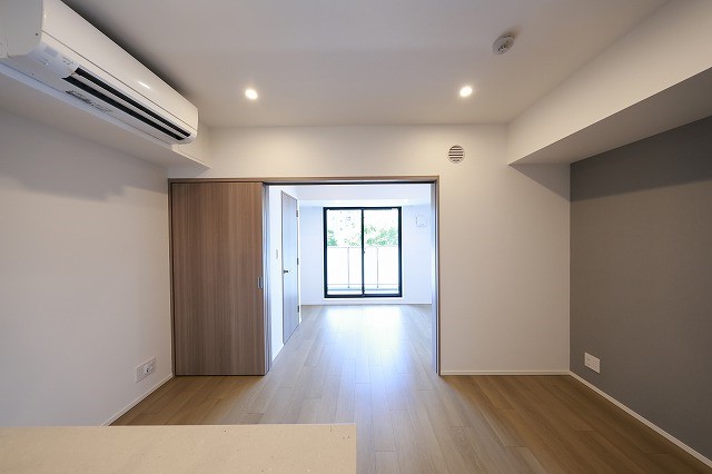 居室・リビング　内観1※別部屋参考写真