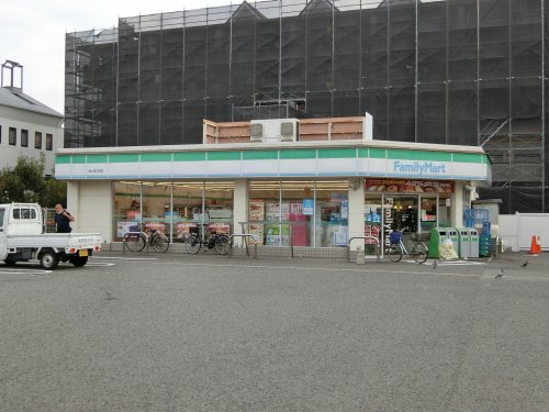 コンビニ　ファミリーマート 泉大津穴田店（コンビニ）まで417m