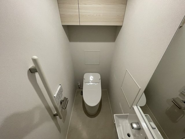 トイレ　シャワートイレ！バス・トイレ別です！