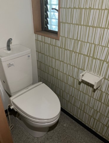 トイレ　トイレ