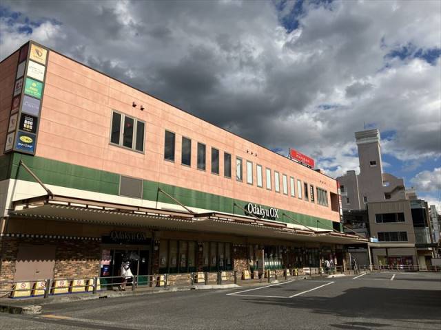 ショッピングセンター　Odakyu OX南林間店（ショッピングセンター）まで462m