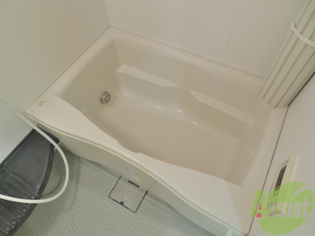 バス・シャワールーム　疲れた時はゆっくり湯船につかってみてはいかがでしょうか。