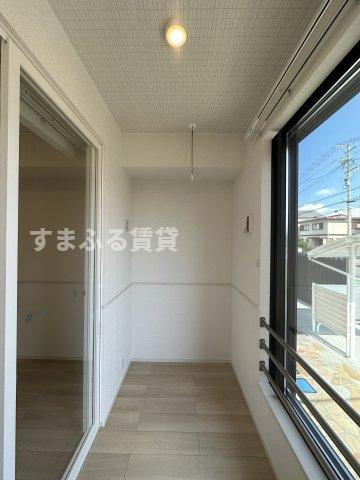 バルコニー　同仕様　同施工会社　サンルーム