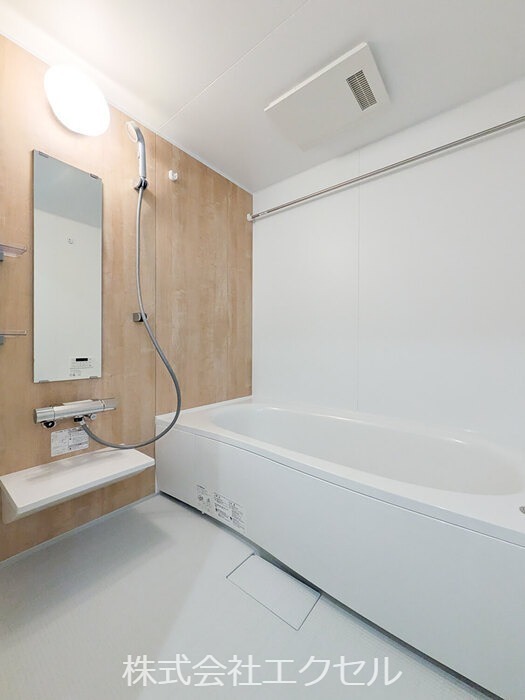 バス・シャワールーム　追い焚きつき