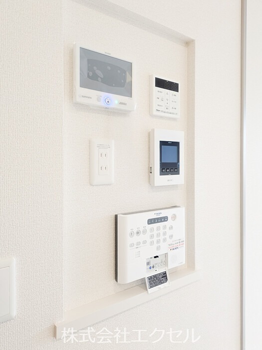 セキュリティ　来訪者の姿が確認できます。