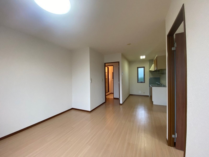 居室・リビング　図面と現状に相違がある場合には現状を優先