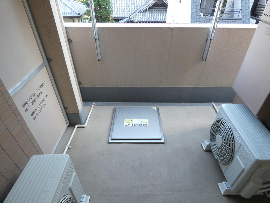 バルコニー　バルコニー