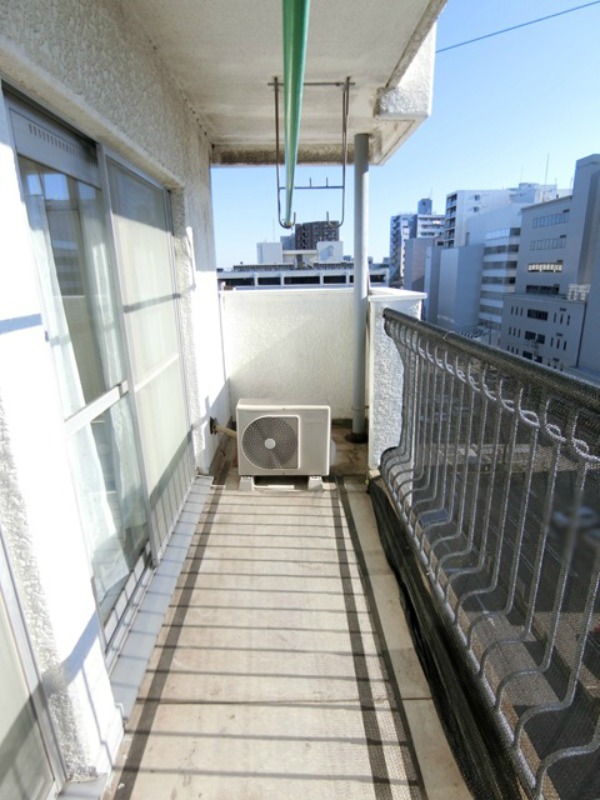 バルコニー　図面と現状に相違がある場合には現状を優先