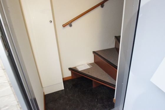 玄関　※別部屋の写真です