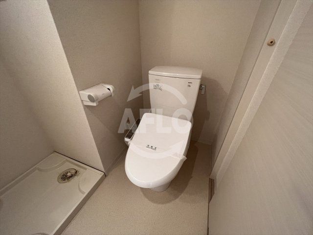 トイレ　メゾン夕陽ヶ丘　温水洗浄便座