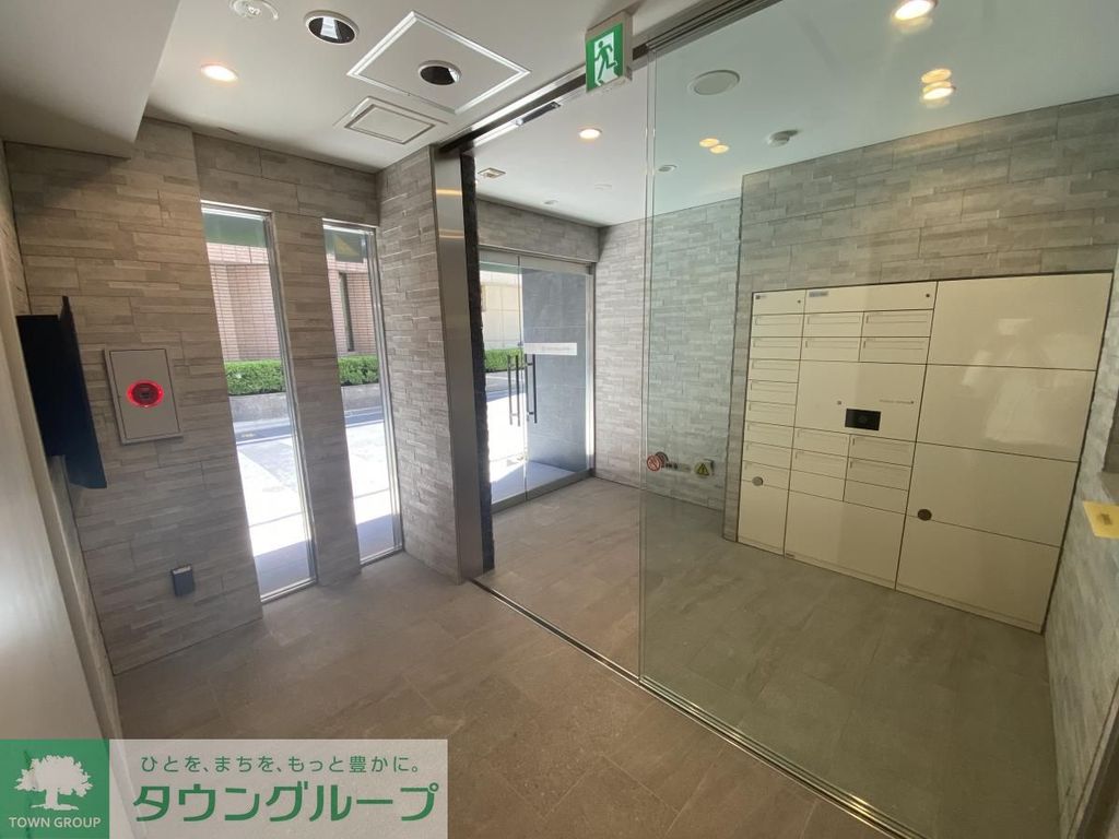 エントランス　エントランス