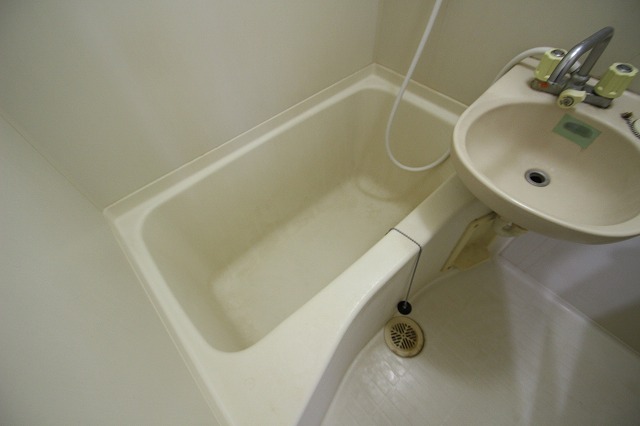 洗面設備　別号室の写真です（間取り反転）