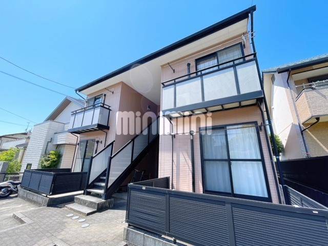 建物外観　２０２４年１２月外壁塗装済