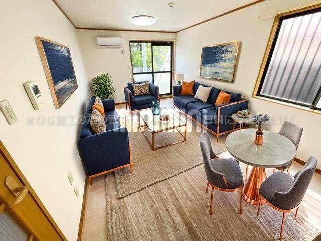 居室・リビング　※ＣＧ加工の為家具は現地になく、賃料に含まれません