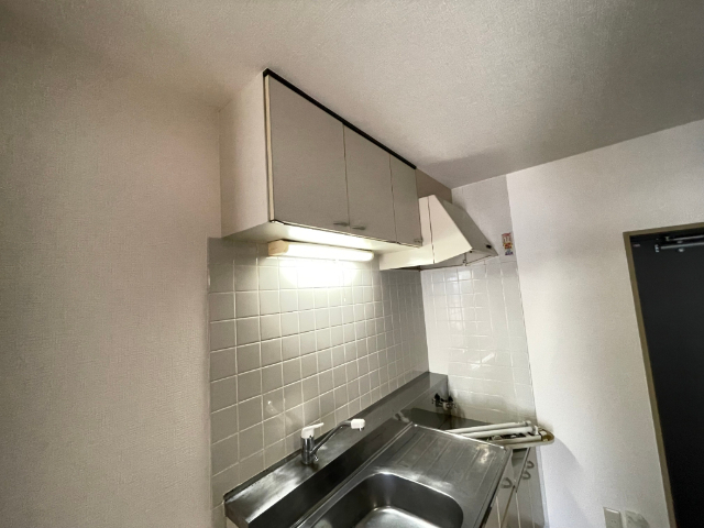 その他設備　吊戸棚があります。