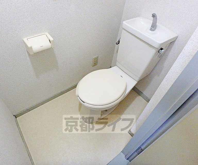 トイレ　トイレです。
