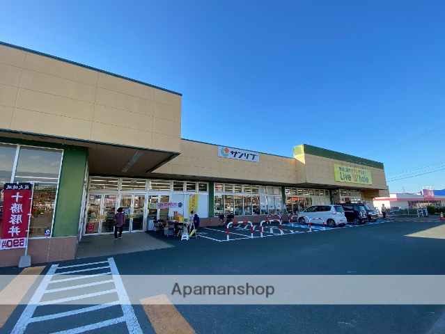 スーパー　リブホール御船店（スーパー）まで180m