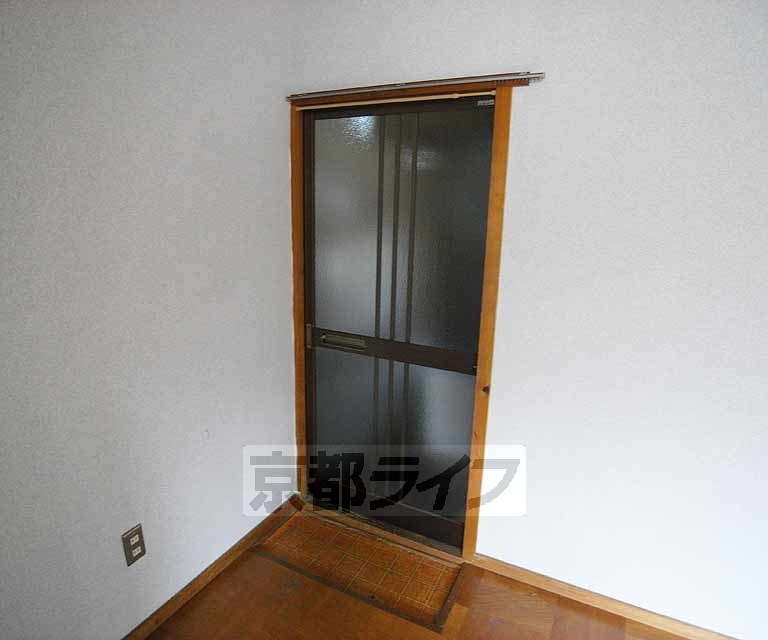 玄関　玄関です。