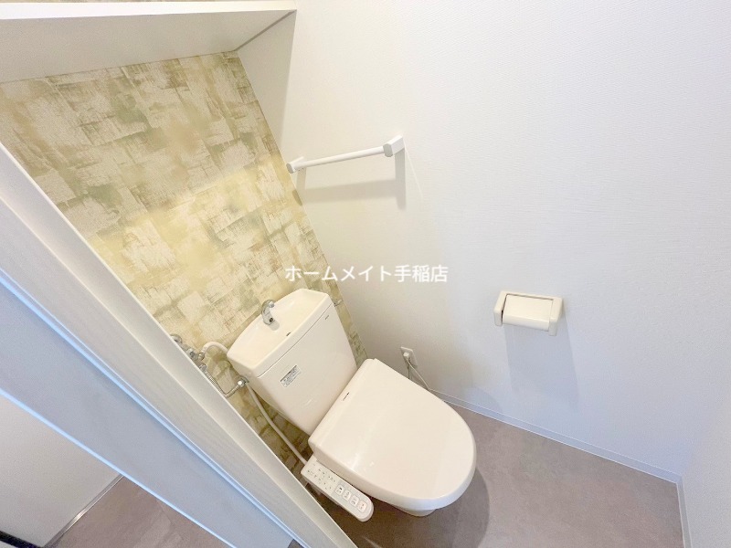 トイレ　ウォシュレット付き♪