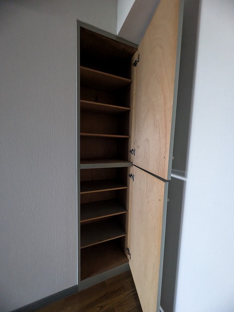 収納　同物件物号室