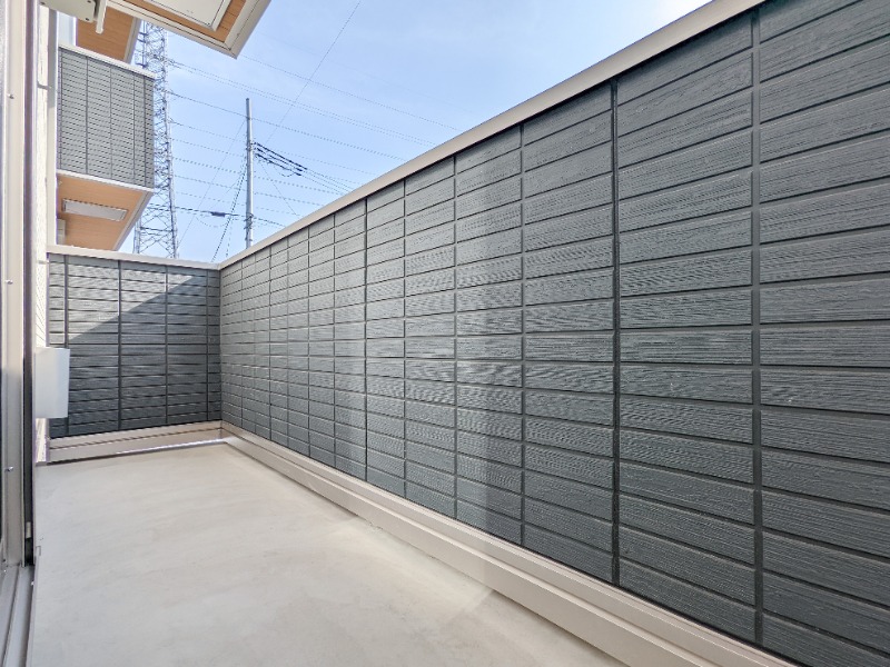 バルコニー　図面と現状に相違がある場合には現状を優先