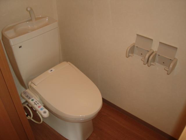 トイレ　ＷＣ(温水洗浄便座)