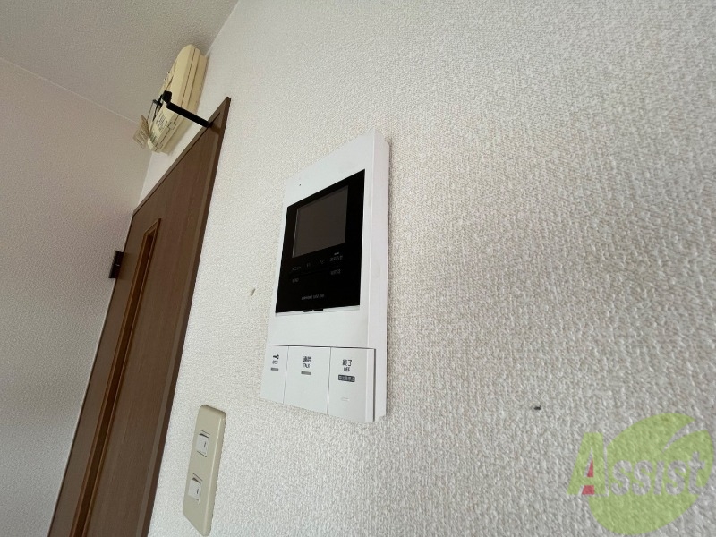 その他設備　ＴＶモニター付インターホンです。来客者の顔が見えるので安心！