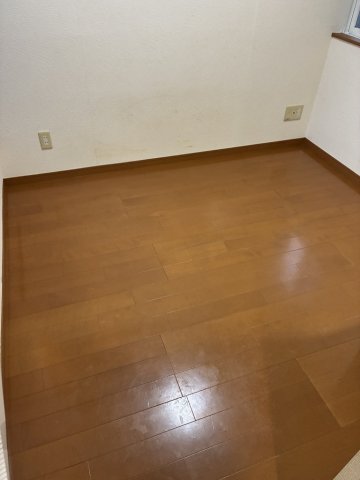 居室・リビング　同間取　別部屋写真（１０４号室）