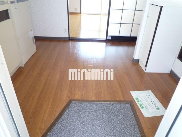 玄関　玄関まわりもすっきり、帰るのが楽しみになりそうです。