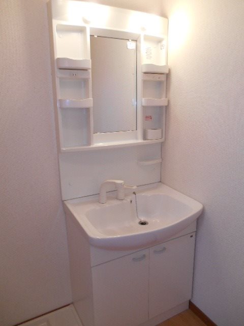 洗面設備　※他部屋参照