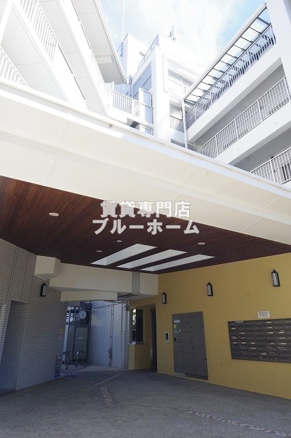 建物外観　6階建て鉄筋コンクリート造の分譲マンションです！