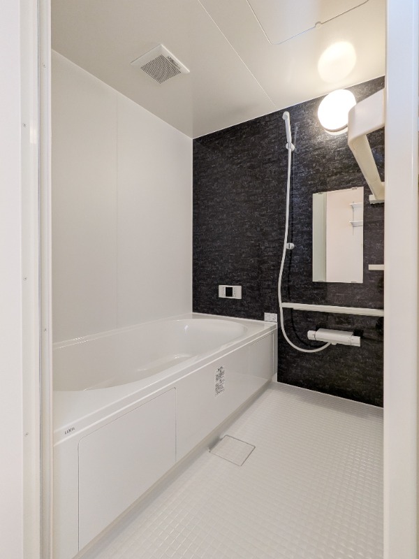 バス・シャワールーム　図面と現状に相違がある場合には現状を優先