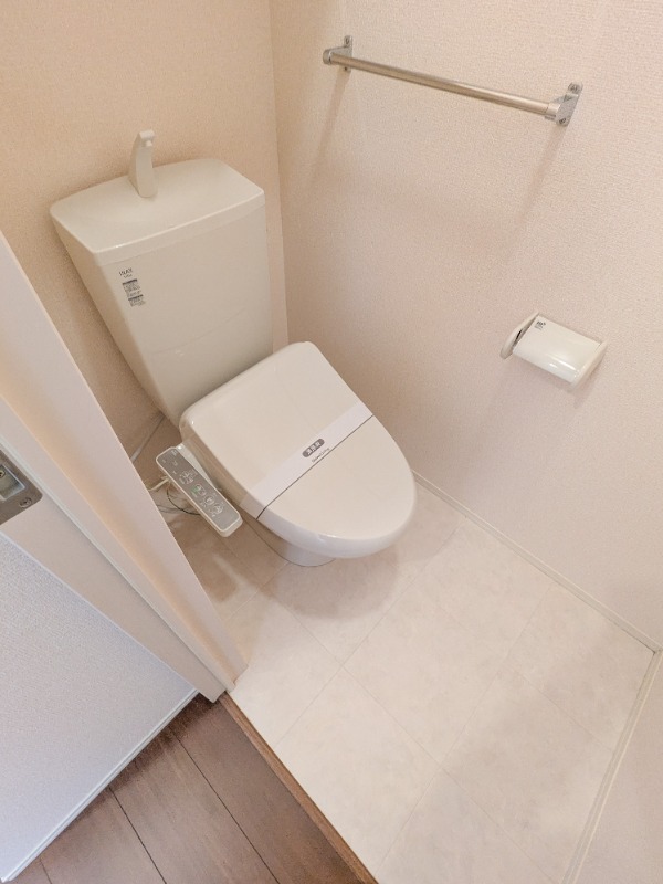 トイレ　図面と現状に相違がある場合には現状を優先