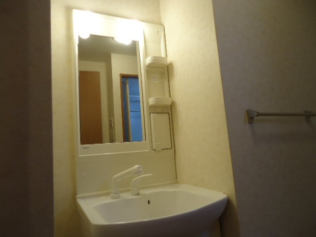 洗面設備　洗髪洗面化粧台