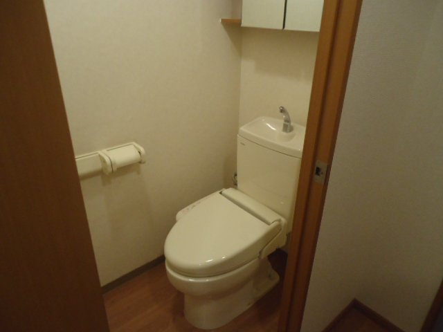 トイレ　シャワー付トイレ