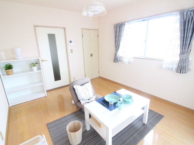 その他　他の部屋の写真となりますので現地ご確認ください