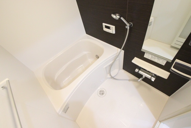 バス・シャワールーム　※別室の参考写真の為、現況優先です。