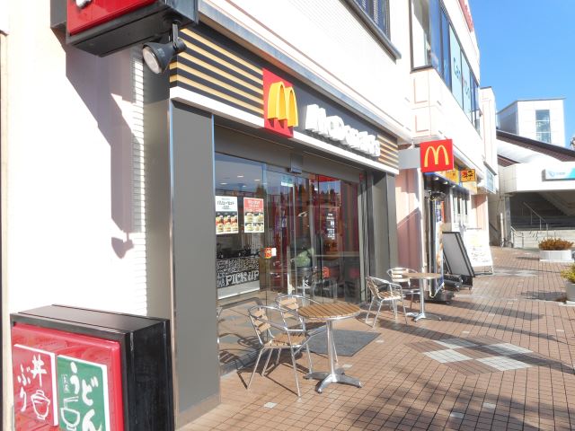 飲食店　マクドナルド（飲食店）まで340m
