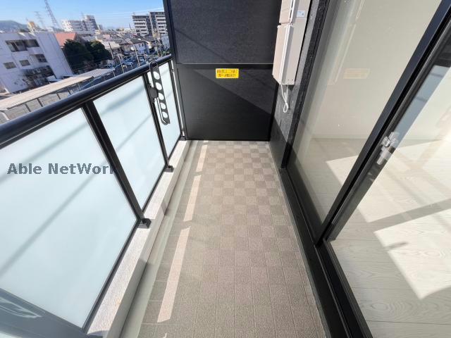 バルコニー　同型