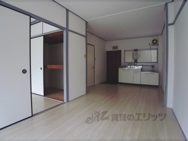 居室・リビング　洋室