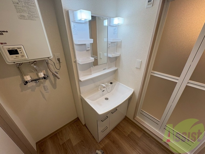 洗面設備　シャンプードレッサーで身支度もラクラクです！